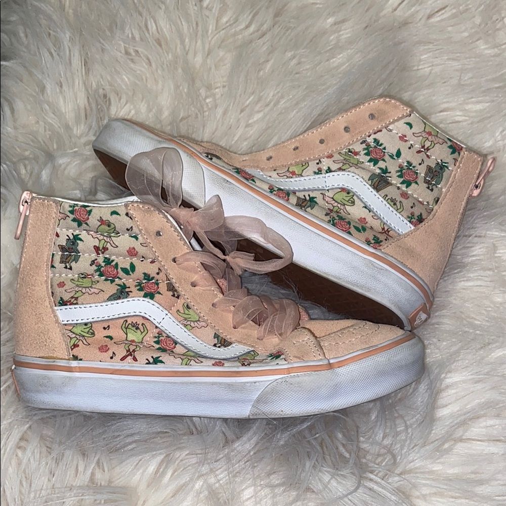 Vans Sk8 Hi top, Zip Sneakers, Pink Frog Princess Pattern Shoes size 3